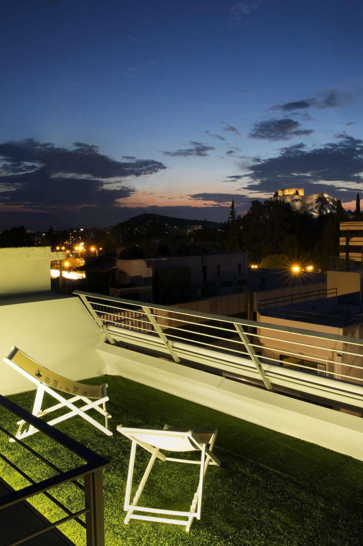 Pi Athens Apartamento Exterior foto